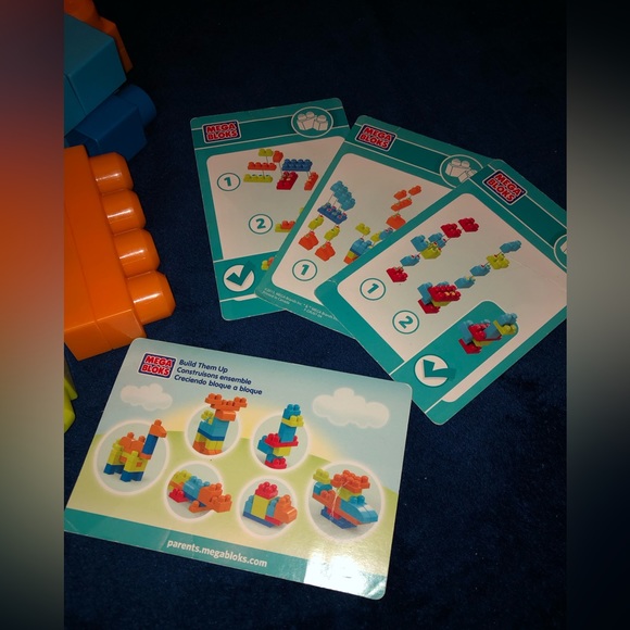 MEGA BLOKS First Builders endless building bag 100 blocks with building cards - Picture 4 of 11